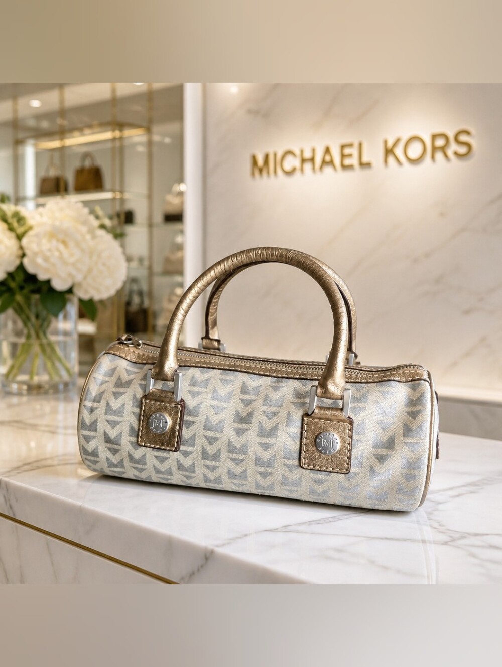 Michael Kors Grayson Barrel Satchel Vintage Handbag.